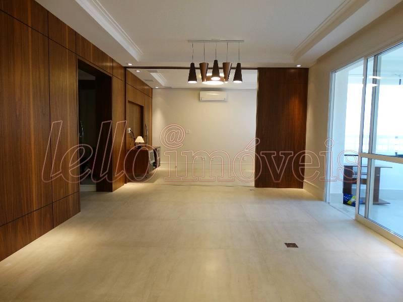 Apartamento para alugar com 3 quartos, 173m² - Foto 1