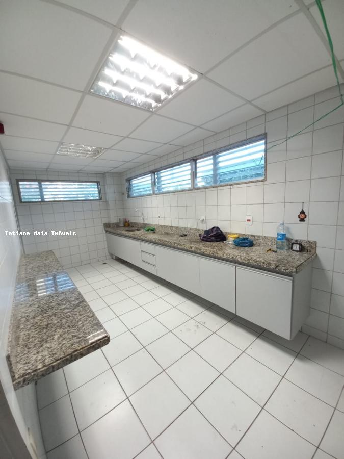 Prédio Inteiro para alugar, 1200m² - Foto 16