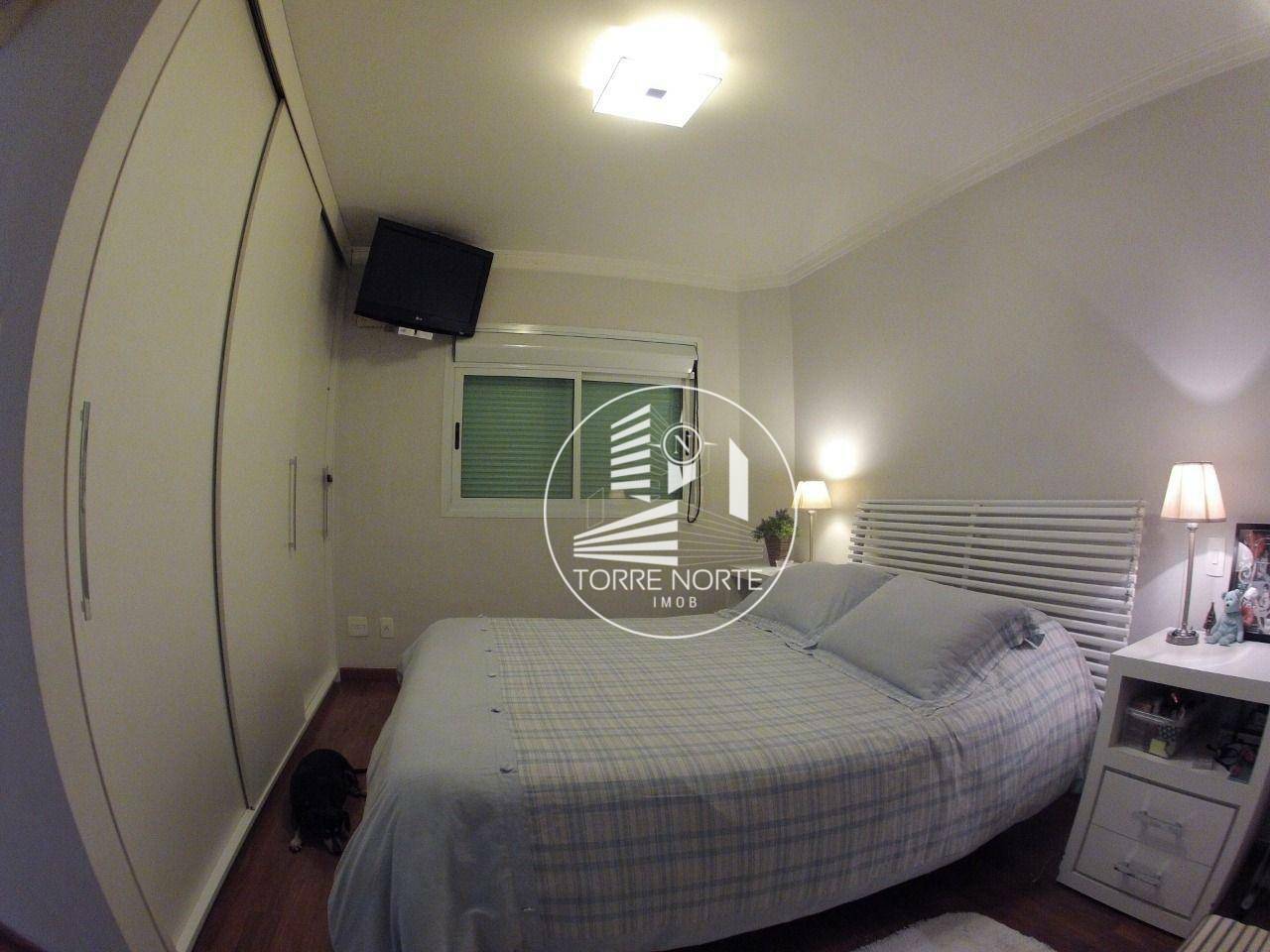 Apartamento à venda com 3 quartos, 142m² - Foto 21