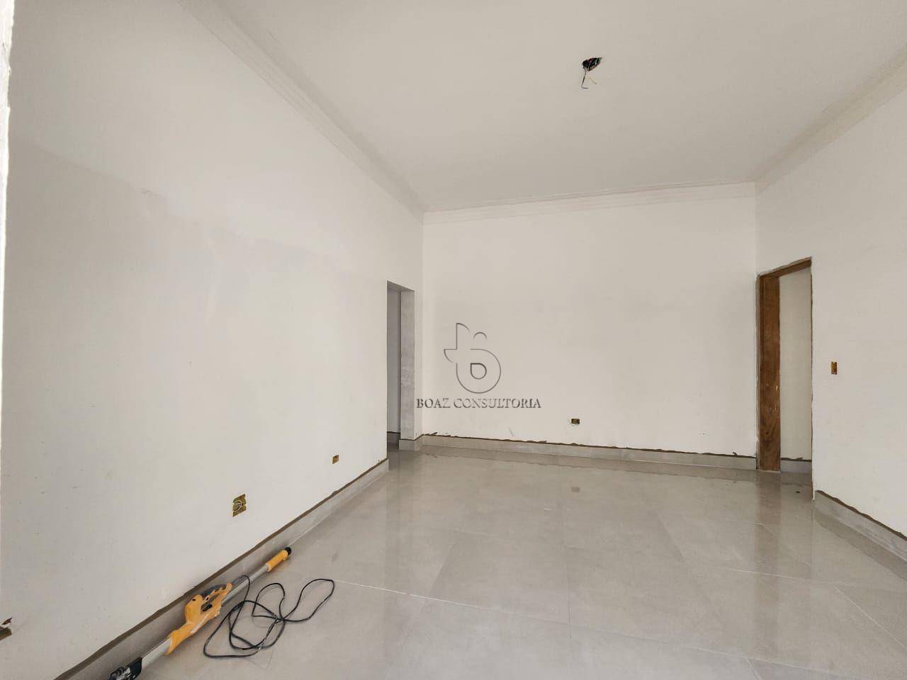 Casa de Condomínio à venda com 3 quartos, 210m² - Foto 2