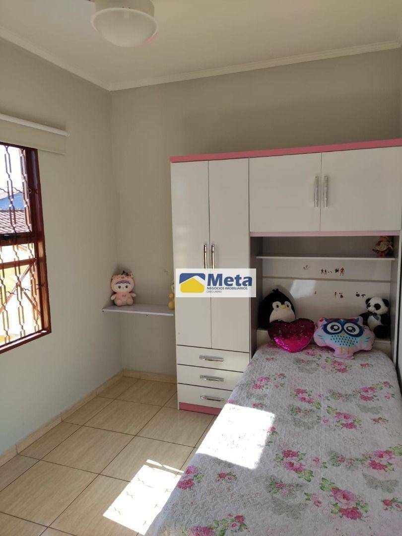 Casa à venda com 3 quartos, 112m² - Foto 11