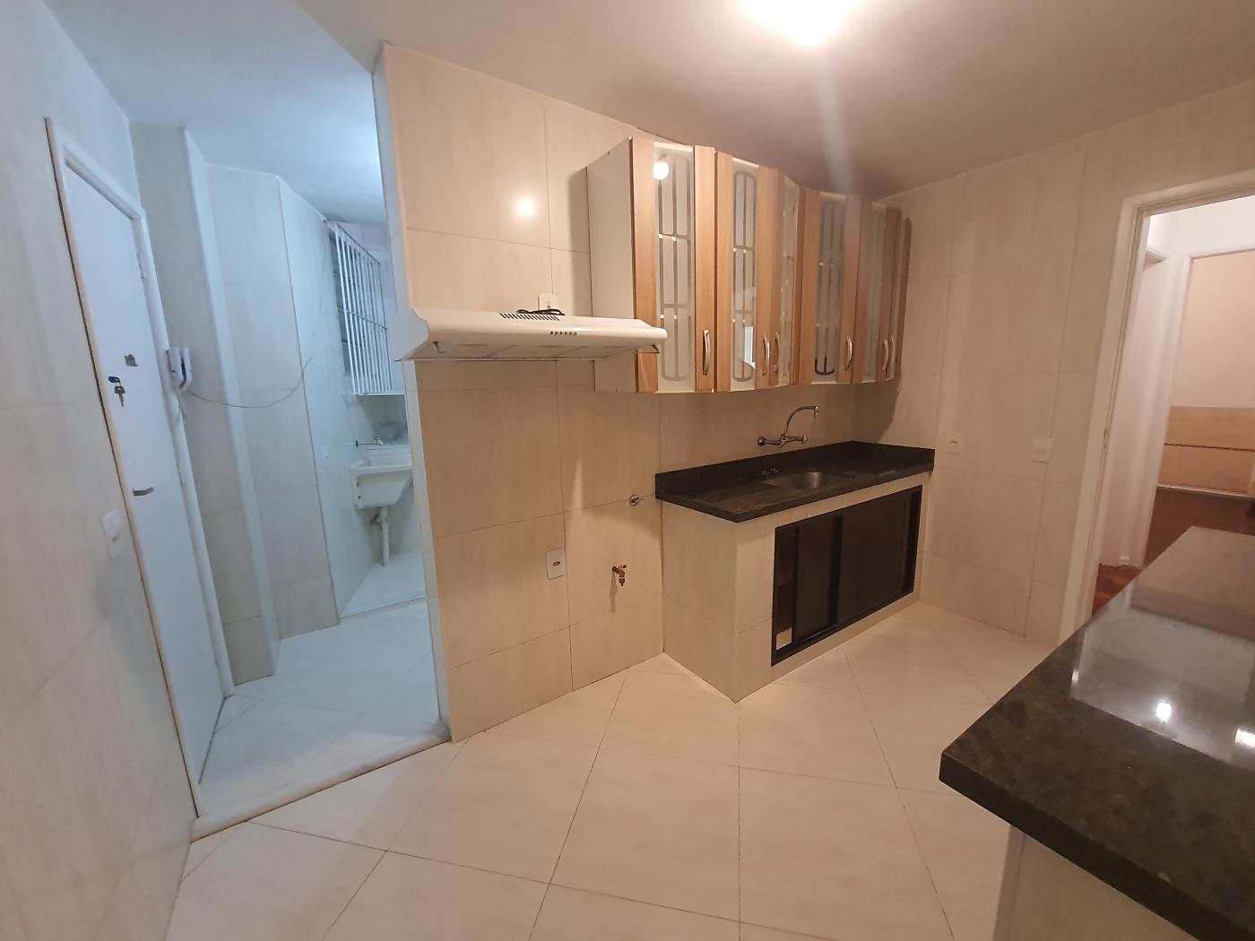 Apartamento à venda com 2 quartos, 57m² - Foto 14