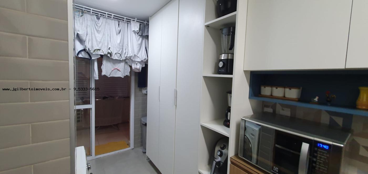 Apartamento à venda com 3 quartos, 86m² - Foto 17