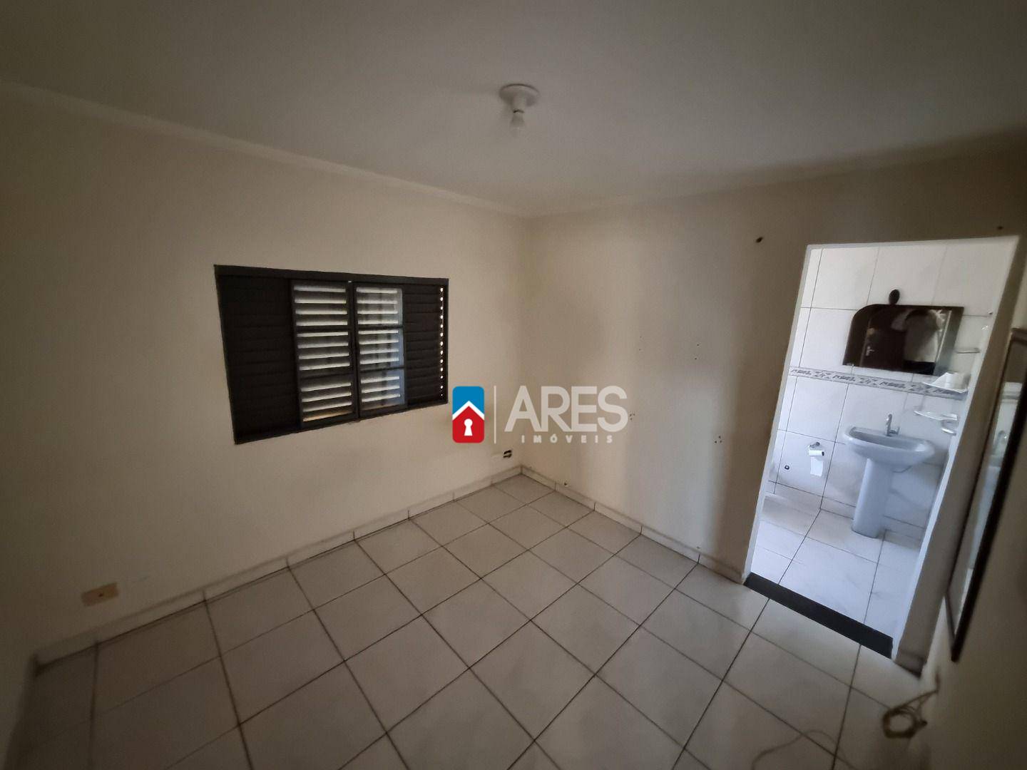 Casa à venda com 3 quartos, 116m² - Foto 13