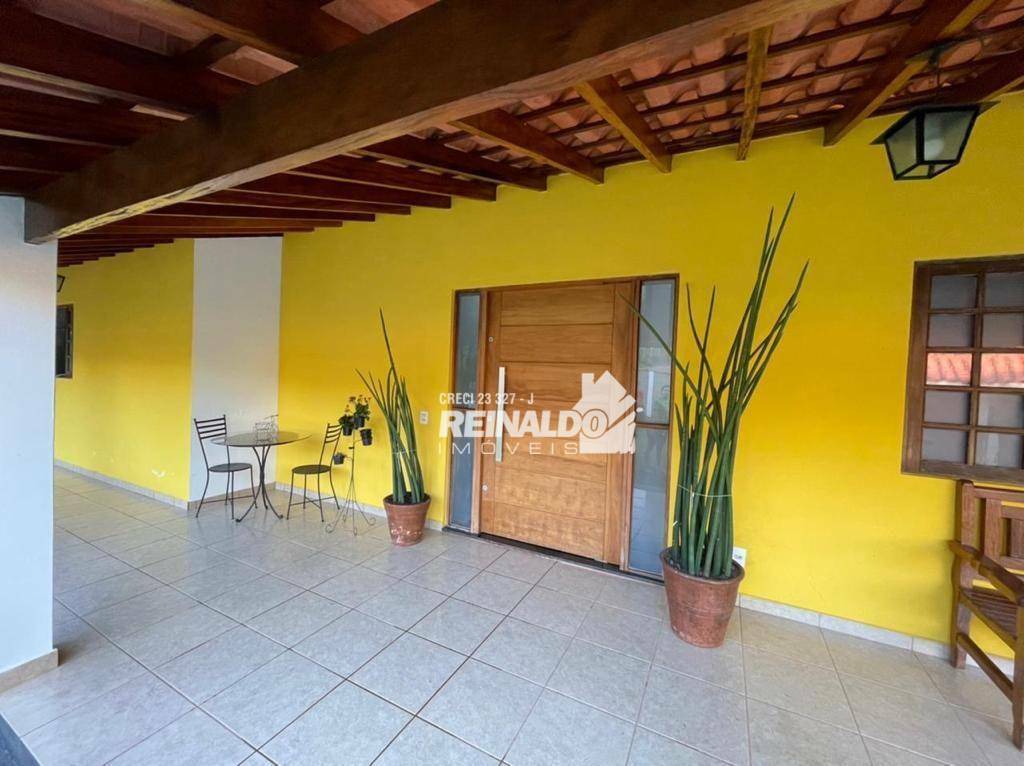 Chácara à venda com 4 quartos, 338m² - Foto 14