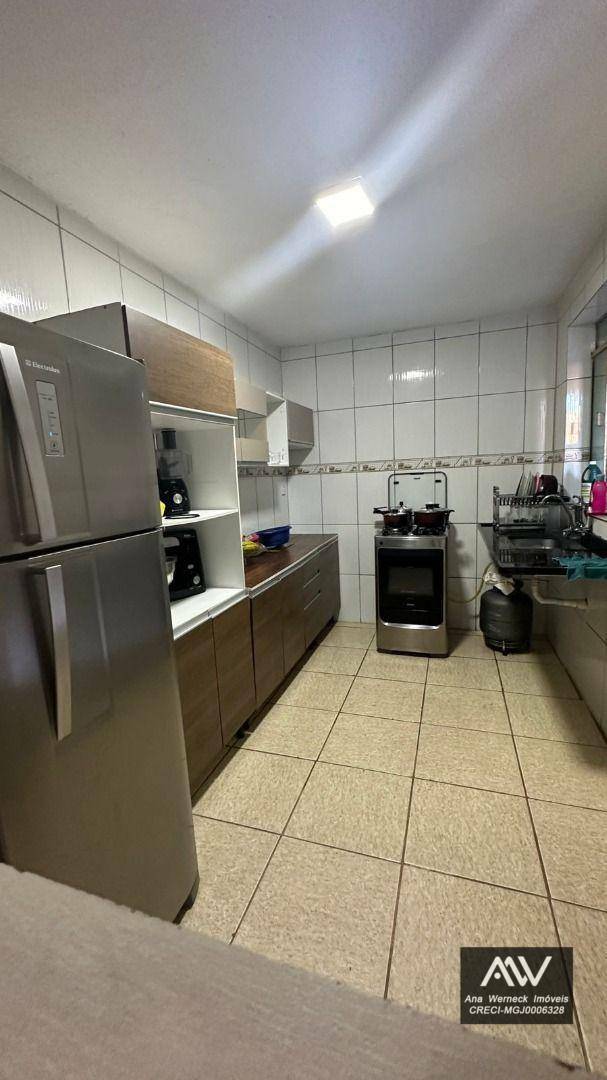 Casa à venda com 2 quartos, 100m² - Foto 19