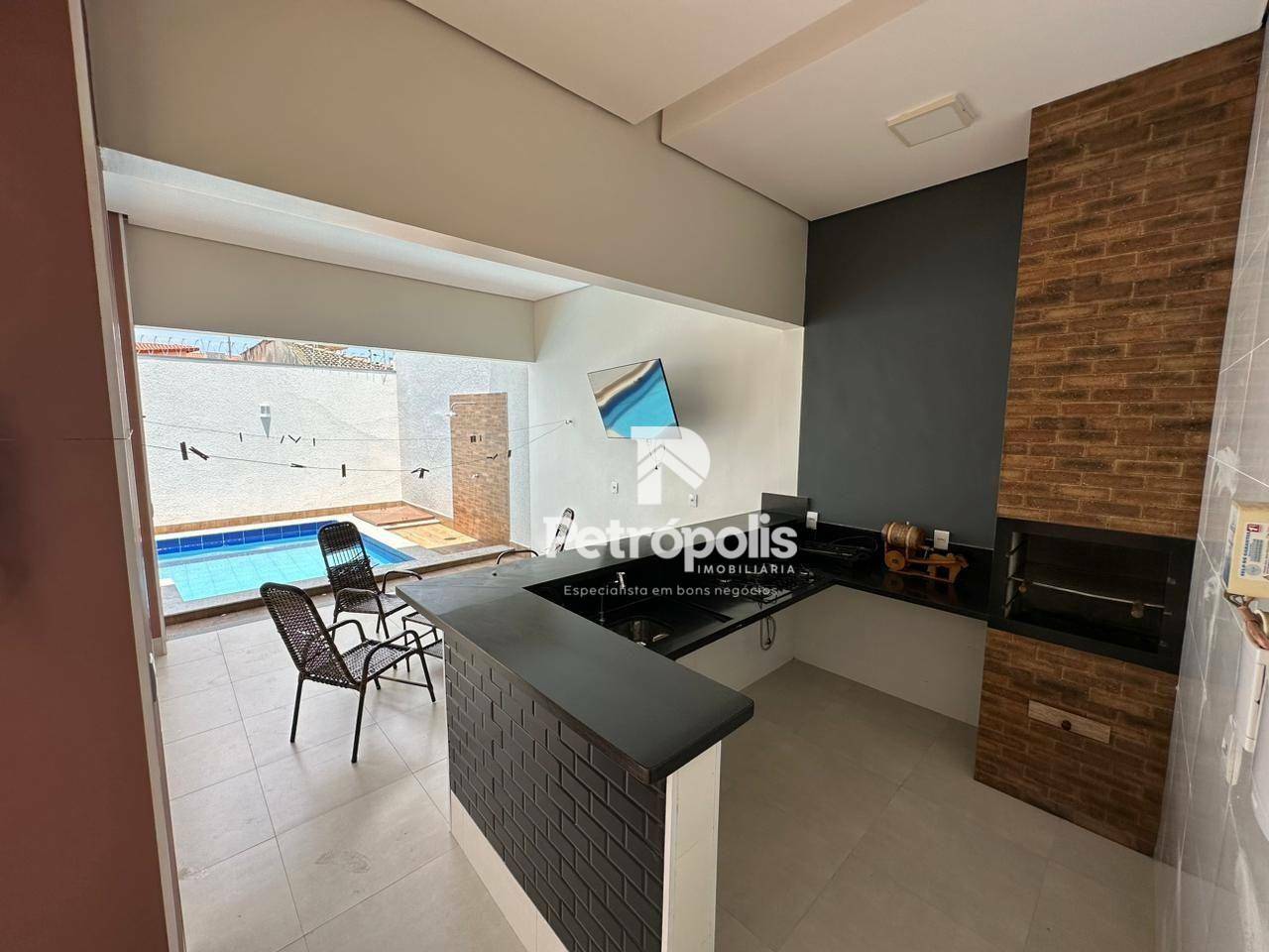 Casa à venda com 4 quartos, 261m² - Foto 14