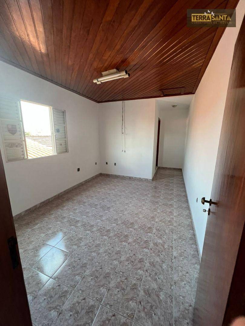 Casa à venda com 3 quartos, 228m² - Foto 9