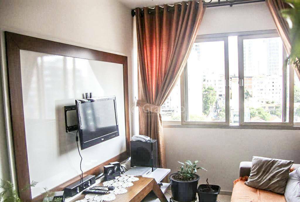 Apartamento à venda com 3 quartos, 75m² - Foto 2