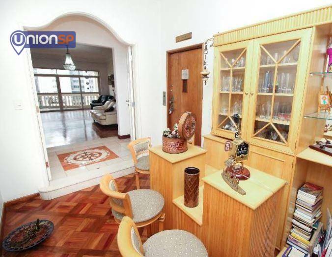 Apartamento à venda com 4 quartos, 350m² - Foto 13