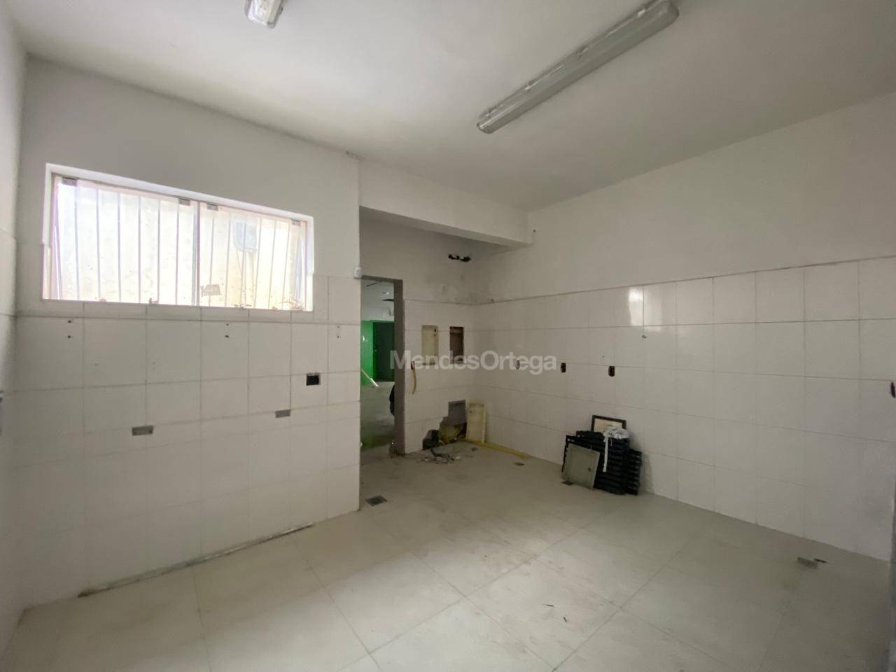 Loja-Salão para alugar, 300m² - Foto 15