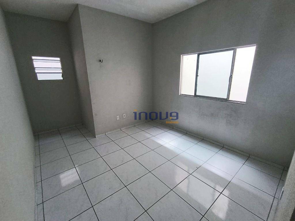 Casa à venda com 8 quartos, 198m² - Foto 21