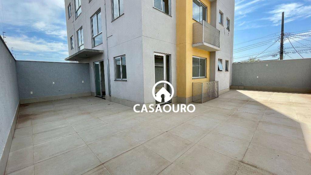 Apartamento à venda com 2 quartos, 160m² - Foto 1
