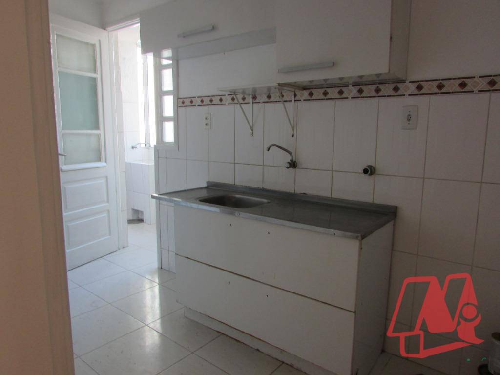 Apartamento à venda com 2 quartos, 67m² - Foto 9