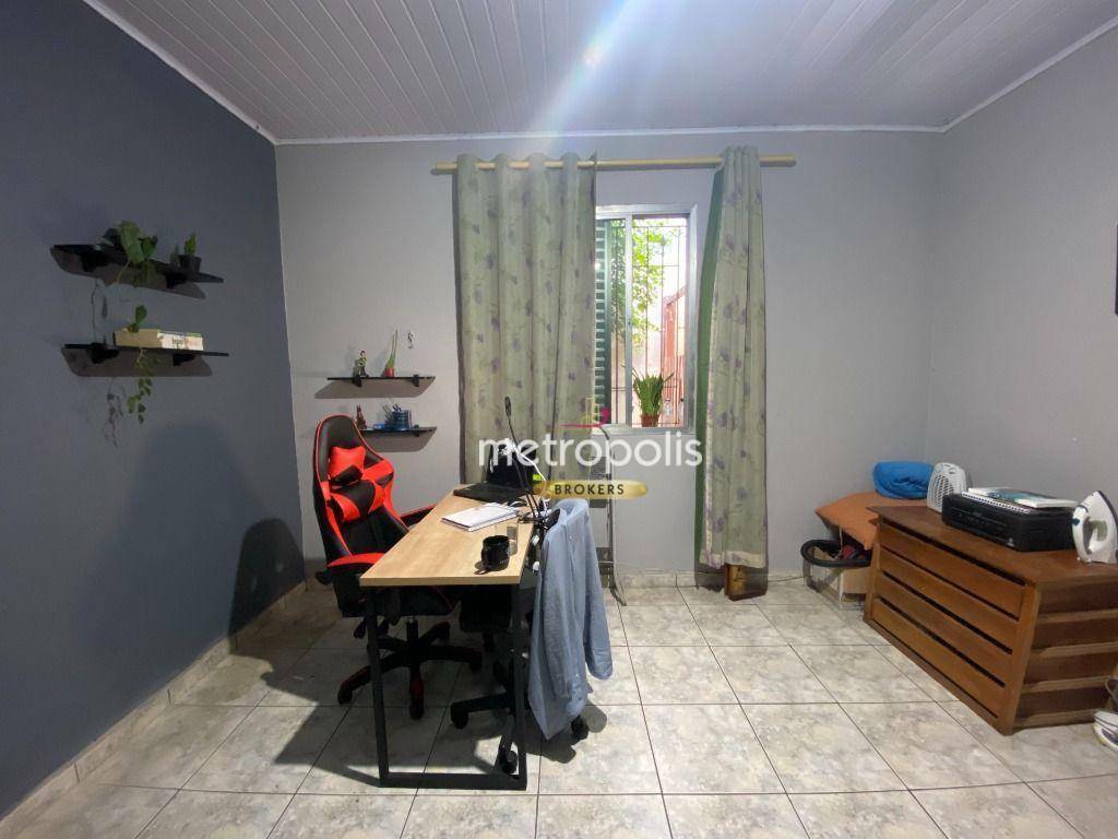 Casa à venda com 4 quartos, 200m² - Foto 41