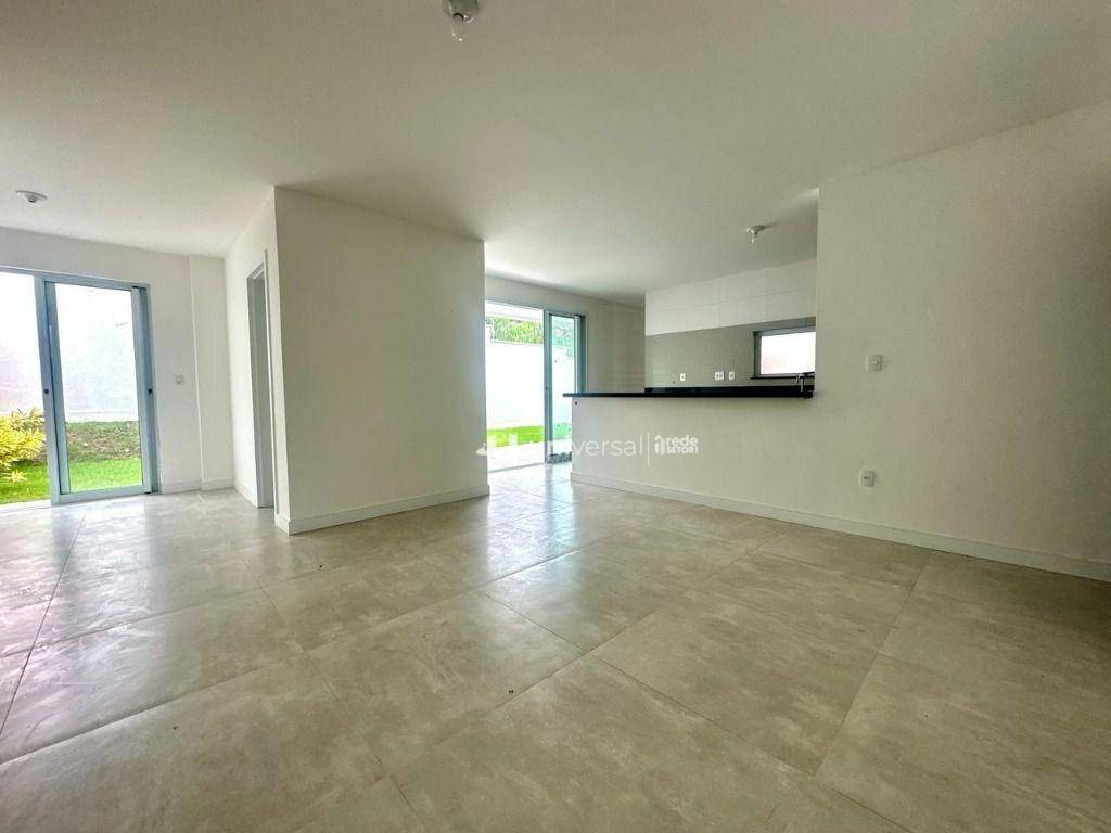 Casa de Condomínio à venda com 3 quartos, 170m² - Foto 4