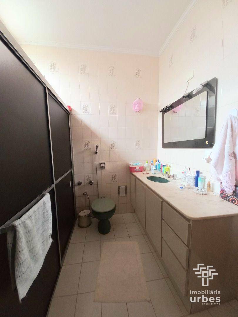 Casa à venda com 3 quartos, 174m² - Foto 13
