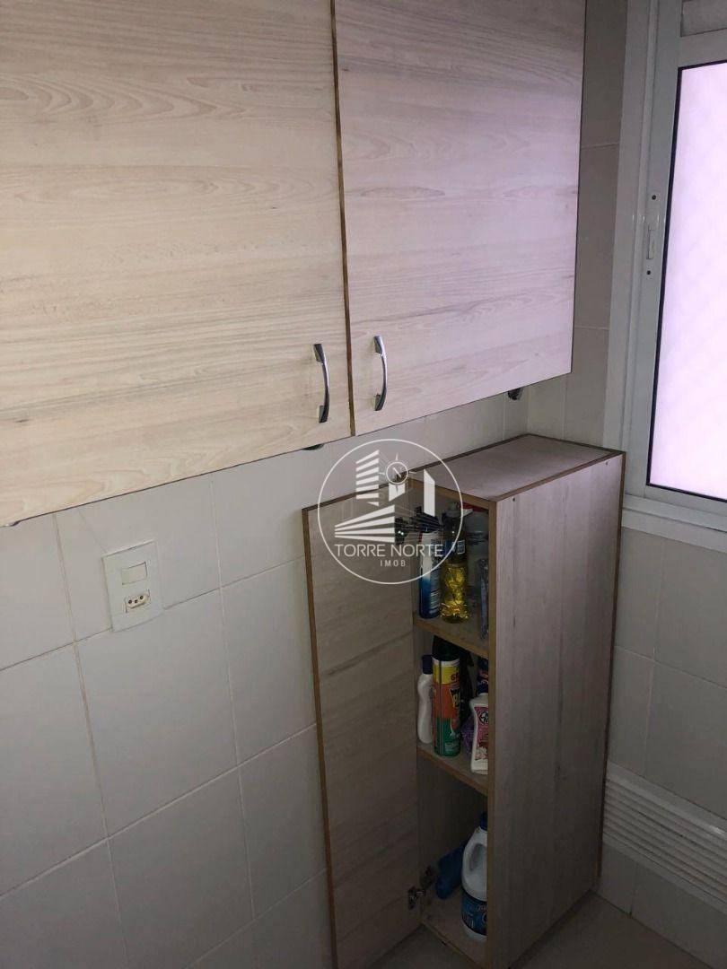 Apartamento à venda com 2 quartos, 65m² - Foto 47