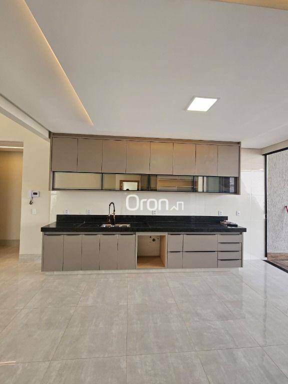 Casa à venda com 3 quartos, 172m² - Foto 4