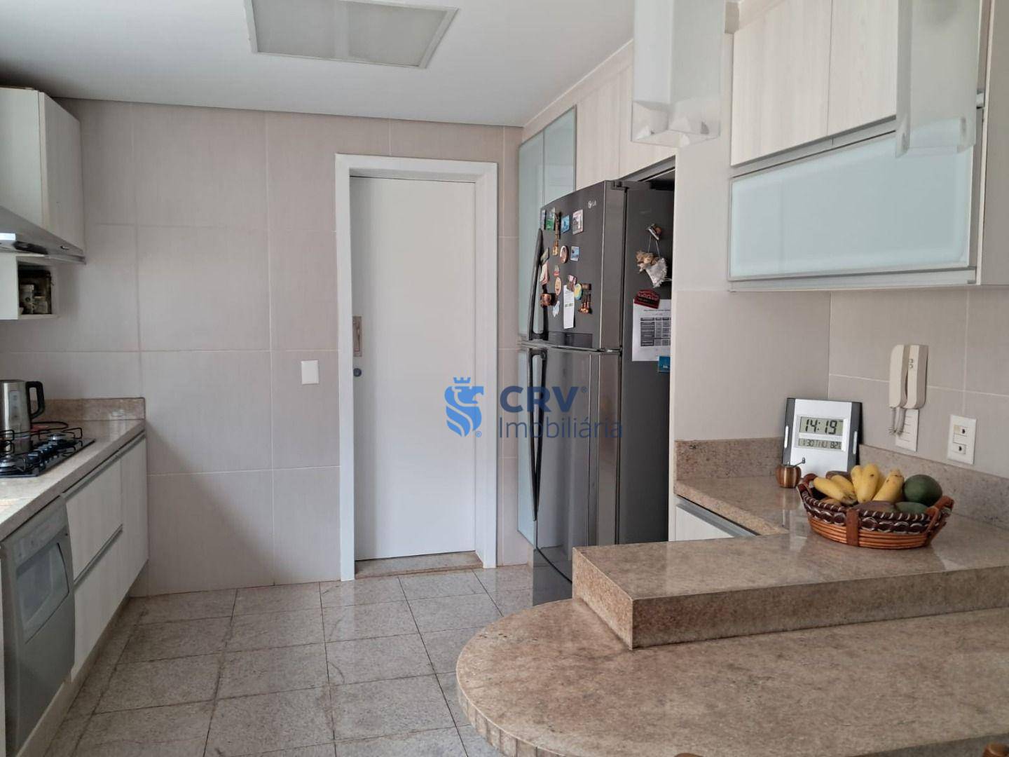 Sobrado à venda com 4 quartos, 331m² - Foto 34