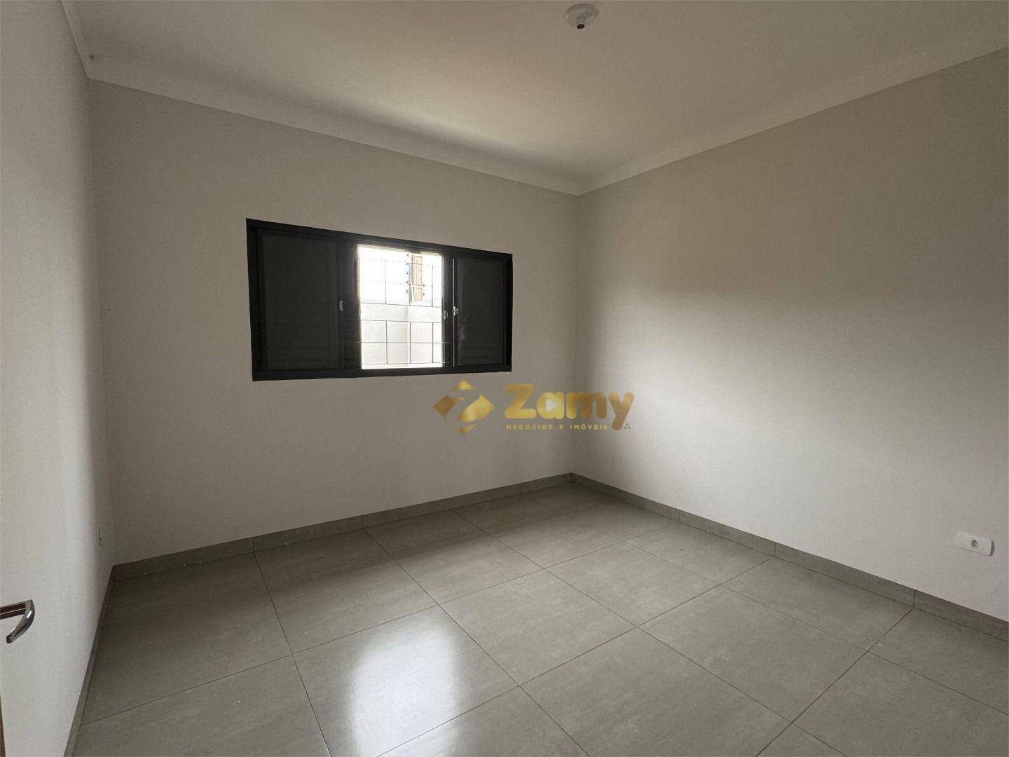 Casa à venda com 2 quartos, 67m² - Foto 4