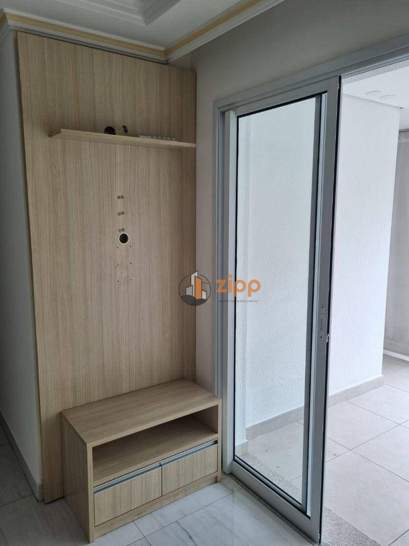 Apartamento para alugar com 2 quartos, 64m² - Foto 48