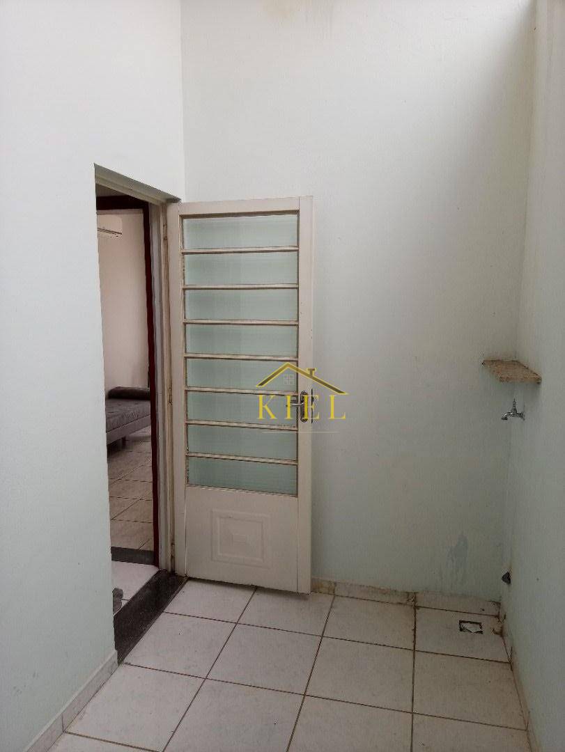 Casa à venda com 3 quartos, 132m² - Foto 13