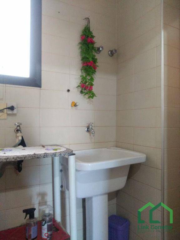 Apartamento à venda com 2 quartos, 80m² - Foto 20