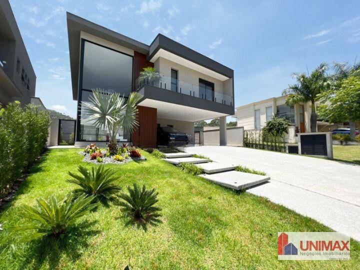 Casa de Condomínio à venda com 5 quartos, 405m² - Foto 4