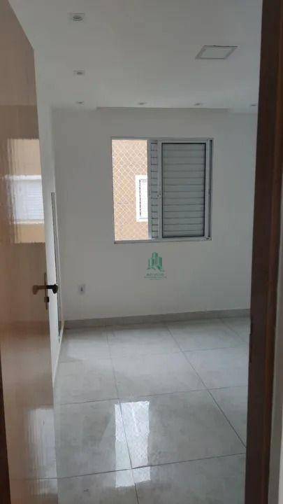 Apartamento para alugar com 2 quartos, 42m² - Foto 3