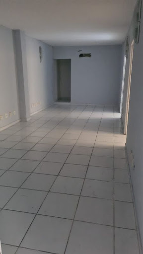 Casa à venda e aluguel com 11 quartos, 290m² - Foto 18