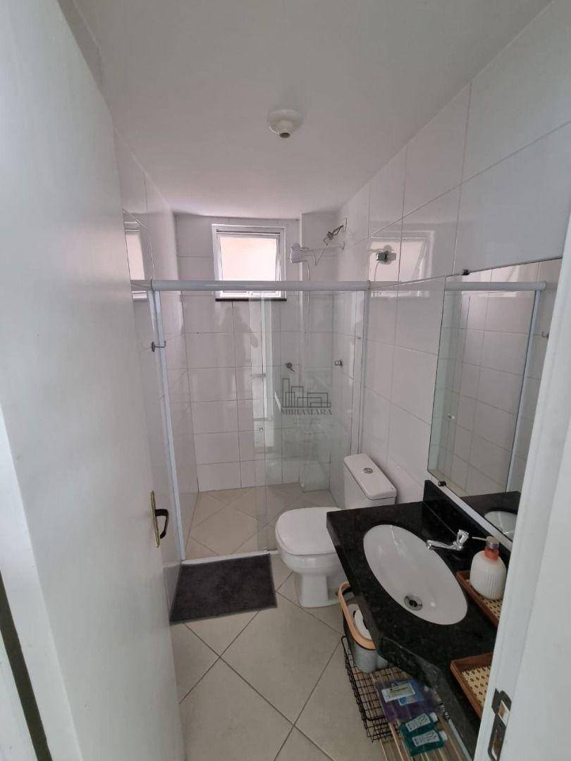 Apartamento à venda com 2 quartos, 69m² - Foto 9