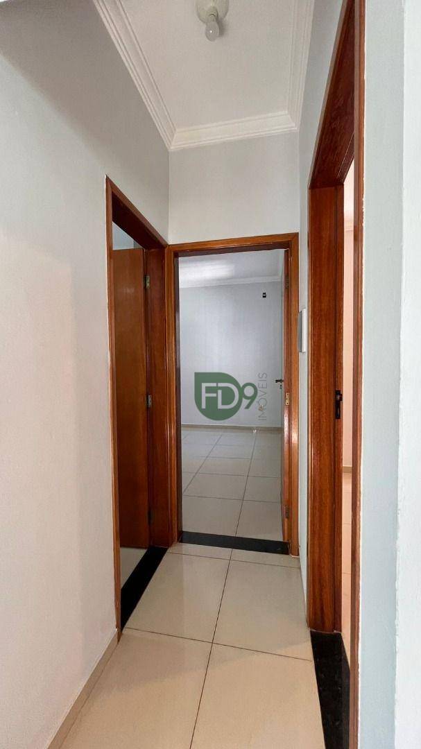 Casa, 3 quartos, 136 m² - Foto 2