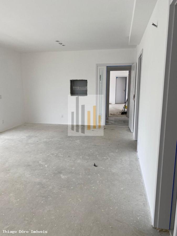 Casa à venda com 3 quartos, 121m² - Foto 16