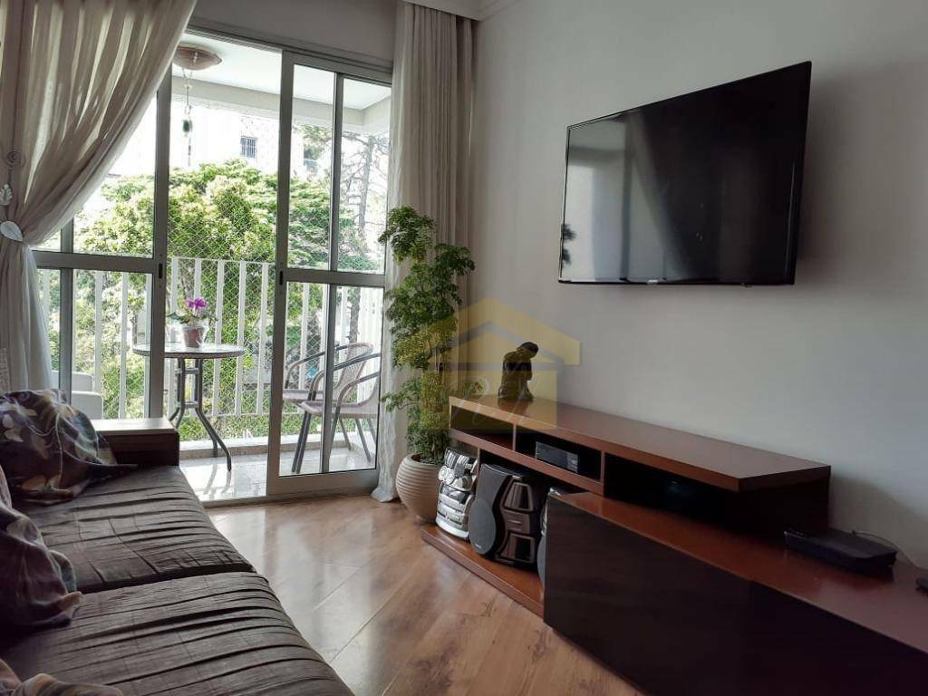 Apartamento à venda com 3 quartos, 68m² - Foto 3