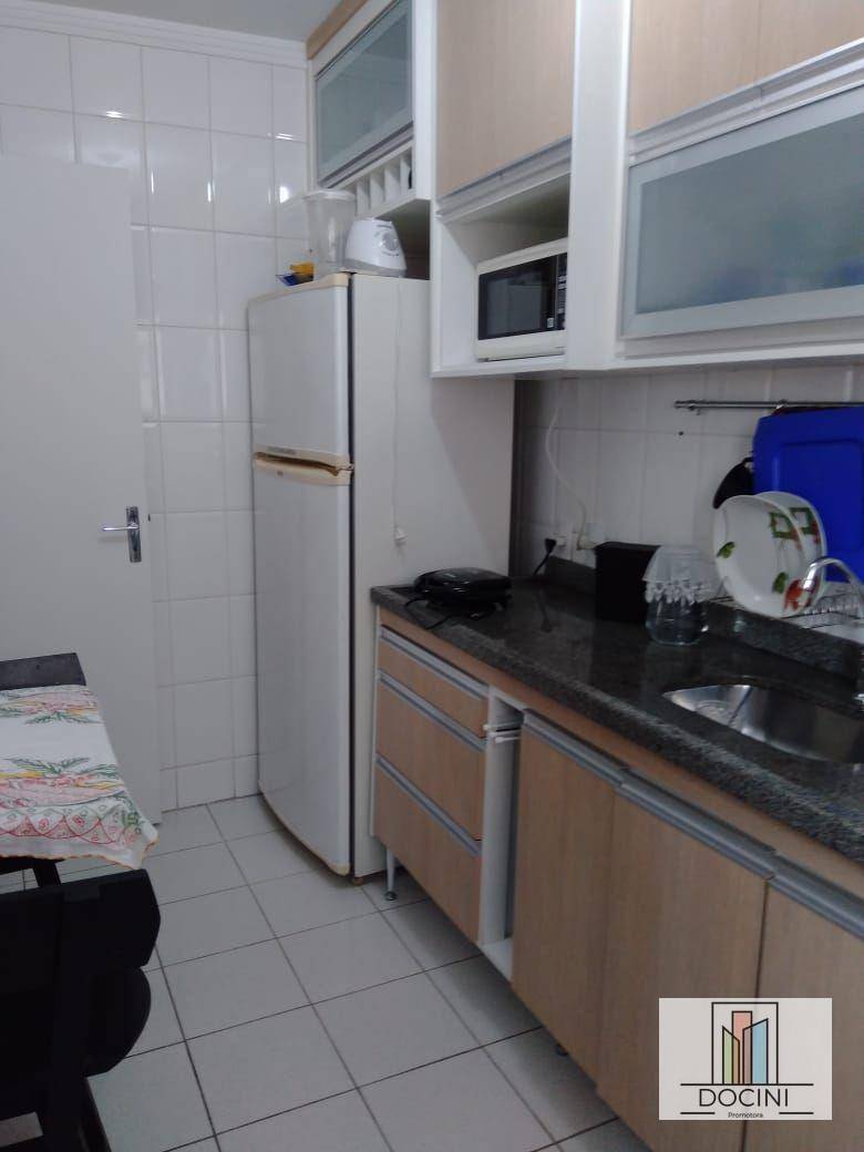 Apartamento à venda com 2 quartos, 59m² - Foto 11