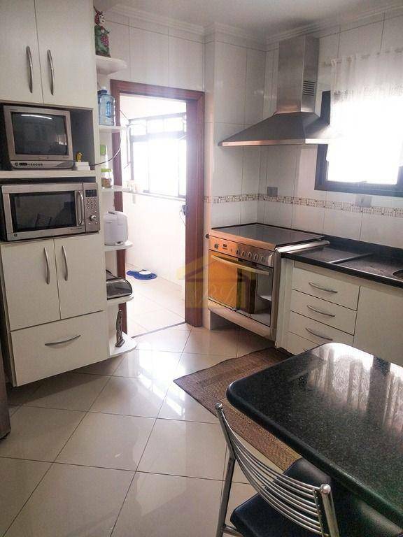 Apartamento à venda com 3 quartos, 165m² - Foto 6