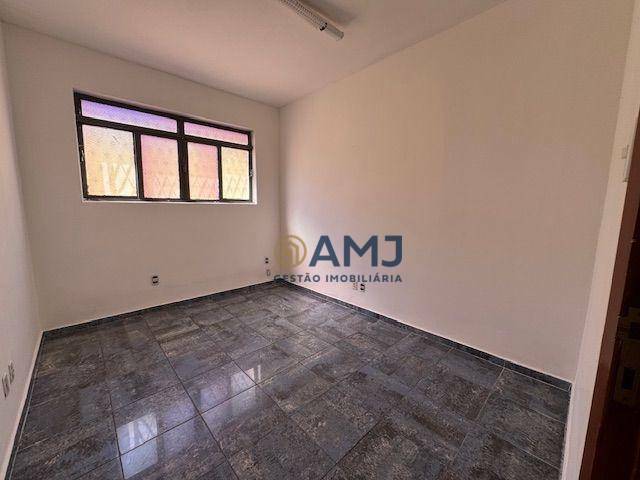 Sobrado à venda com 5 quartos, 499m² - Foto 35