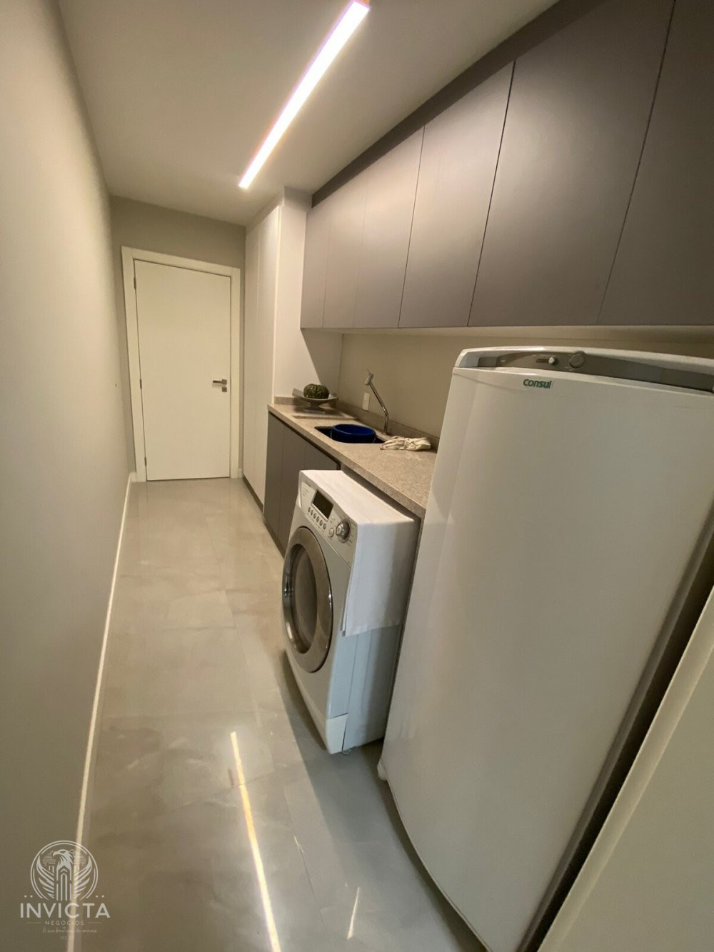 Apartamento à venda com 4 quartos, 175m² - Foto 18