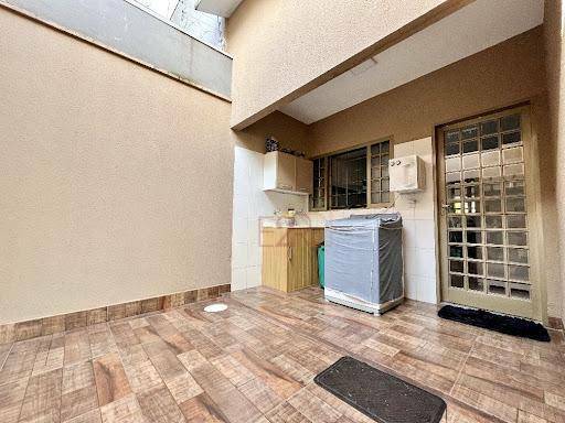 Casa à venda com 5 quartos, 138m² - Foto 23