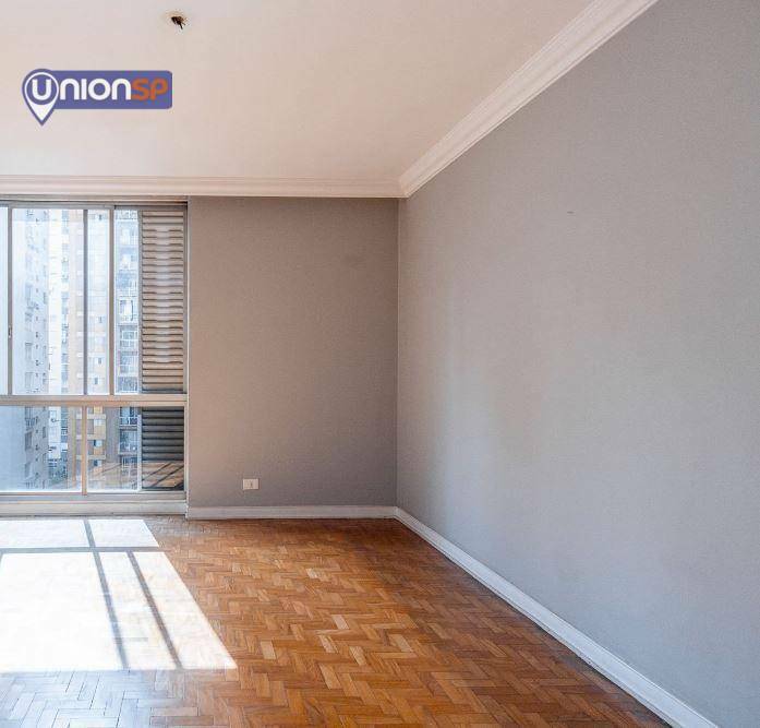 Apartamento à venda com 4 quartos, 222m² - Foto 4