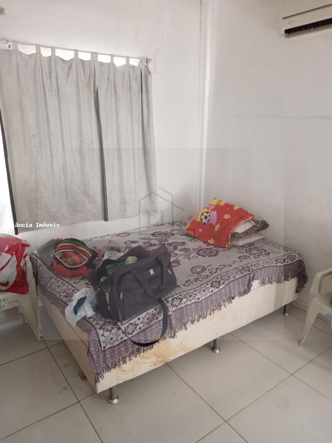 Casa à venda com 1 quarto, 250m² - Foto 7