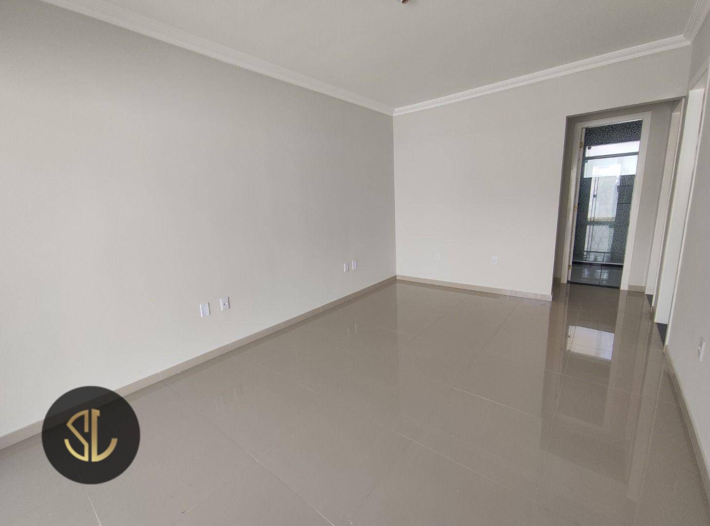 Casa à venda com 2 quartos, 65m² - Foto 9