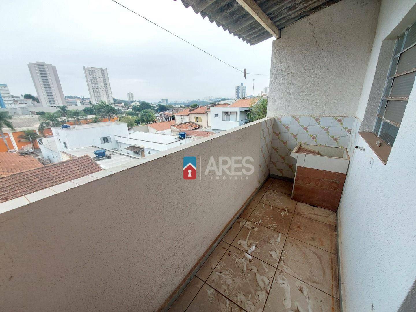 Casa para alugar com 2 quartos, 103m² - Foto 7