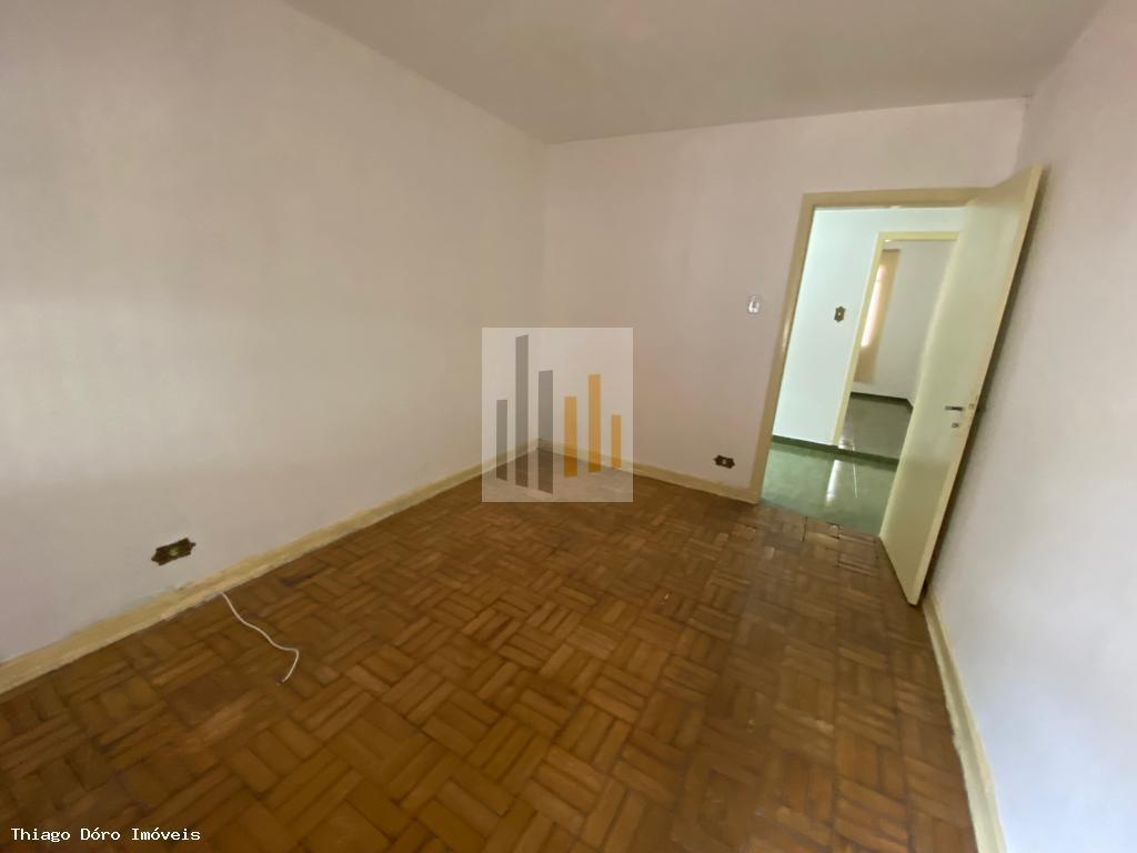 Casa à venda com 2 quartos, 500m² - Foto 9