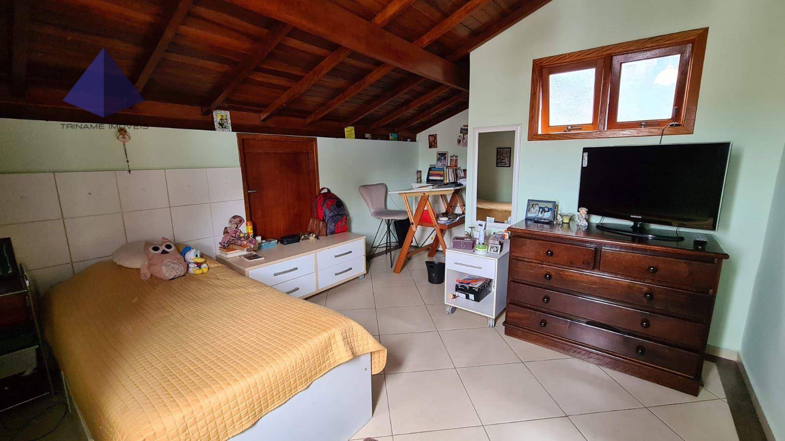 Casa à venda com 4 quartos, 198m² - Foto 13