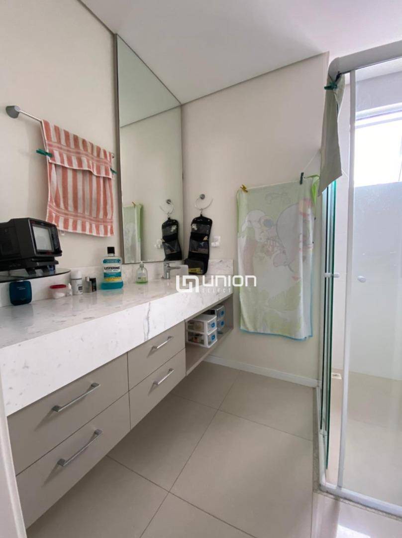 Apartamento à venda com 4 quartos, 130m² - Foto 18