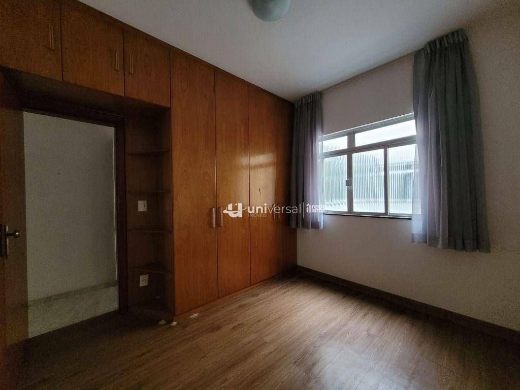 Apartamento à venda com 3 quartos, 122m² - Foto 9