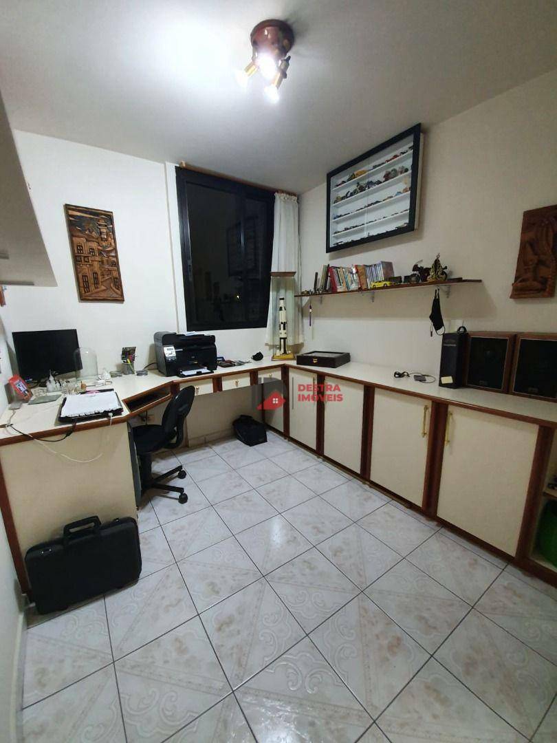 Apartamento à venda com 3 quartos, 76m² - Foto 16