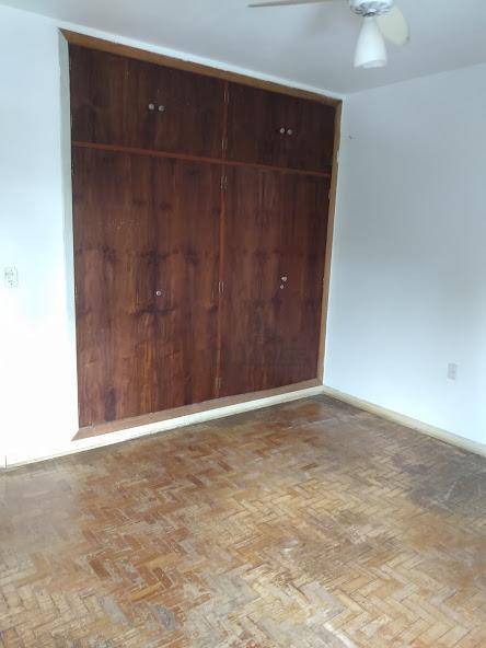 Casa à venda e aluguel com 4 quartos, 318m² - Foto 32